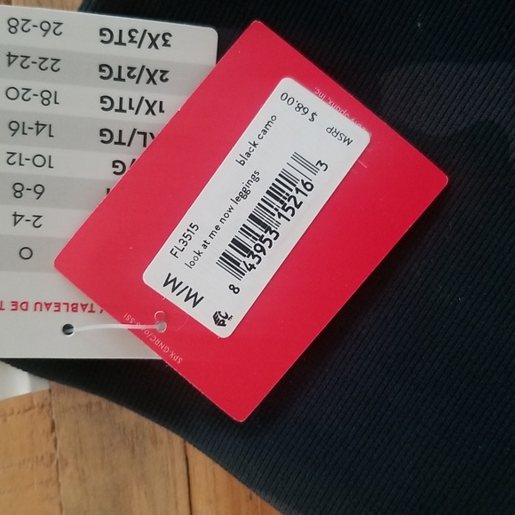 Spanx NWT Look At Me Now Leggings - Picture 4 of 5